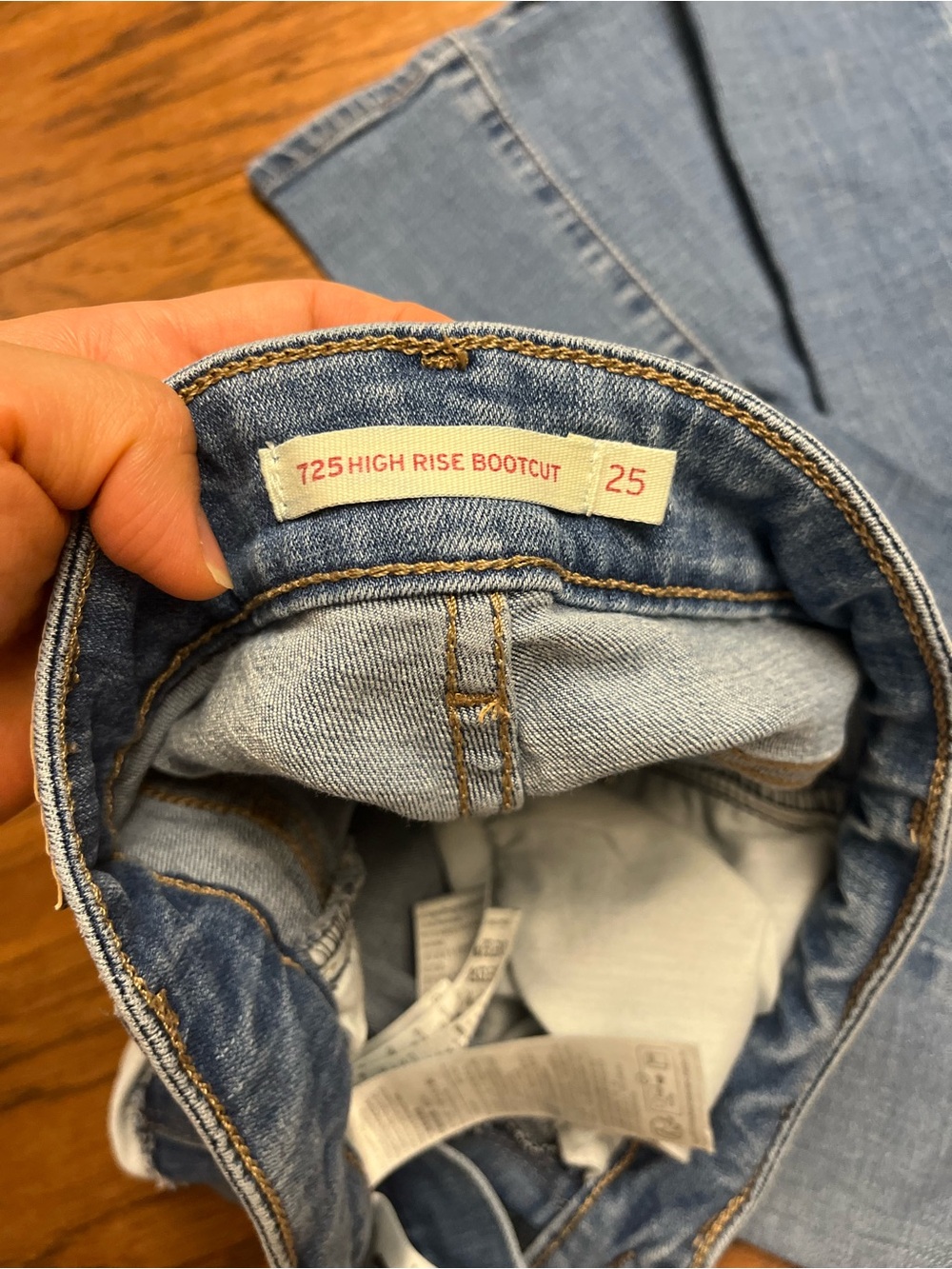 Levi's Light Blue Boot Cut Women's Jeans - Picture 3 of 7